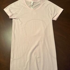 Lululemon swiftly tech